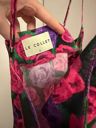 Le Collet Kleid mit Rosenprint  Größe S/M