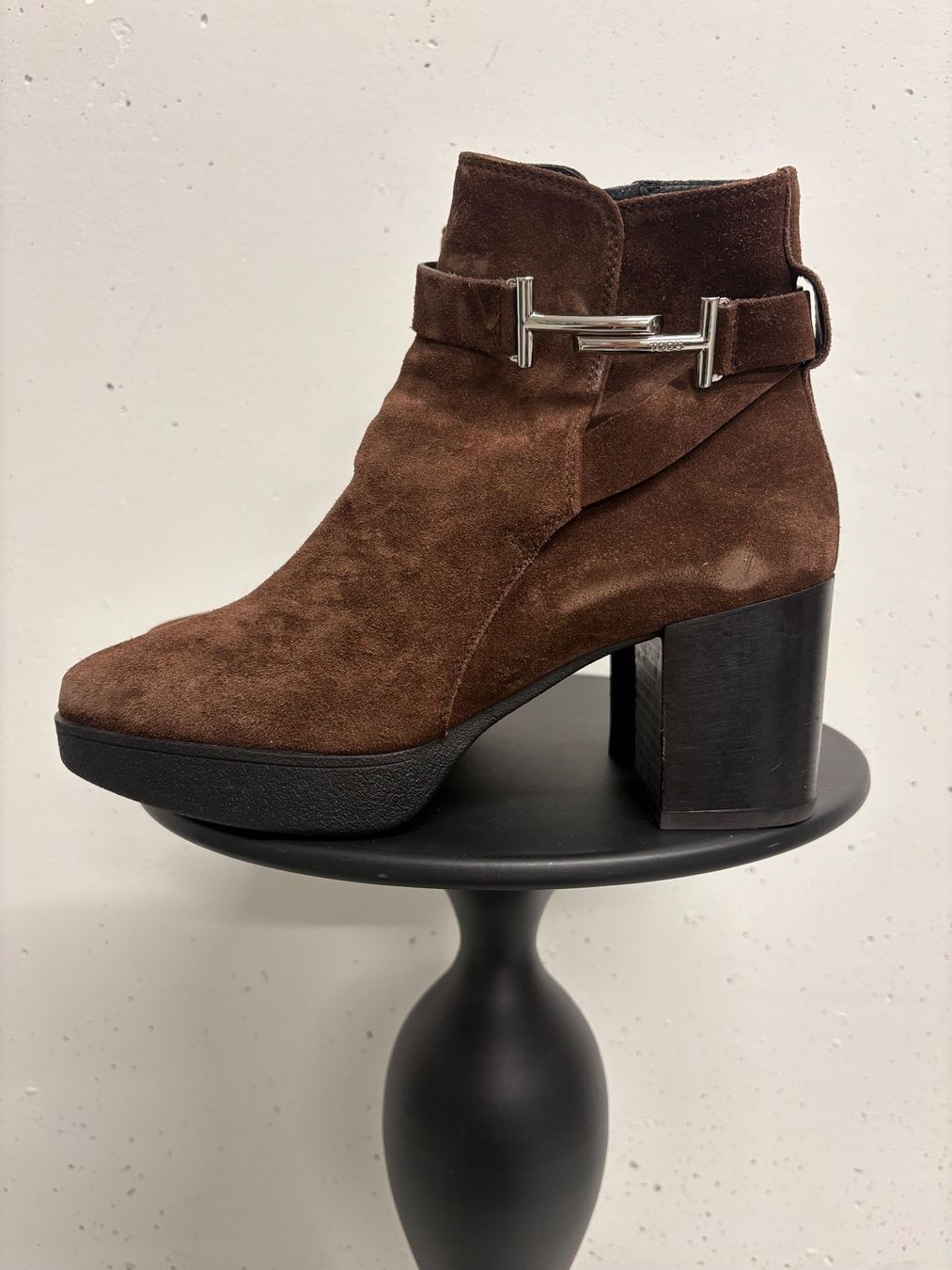 Tod'S Scarpe da donna: Tod's Stiefeletten Gr. 39 / 38.5 Braun Wildleder – Nuovo (secondo la descrizione) da Regensdorf venduto da secondchancefashion