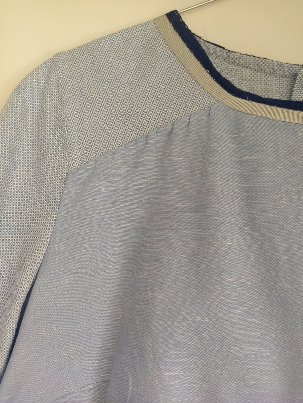 Top: Blouse / top /  Tshirt    Designer italienisch   - S /M – Usato da Zumikon venduto da cozurich 1
