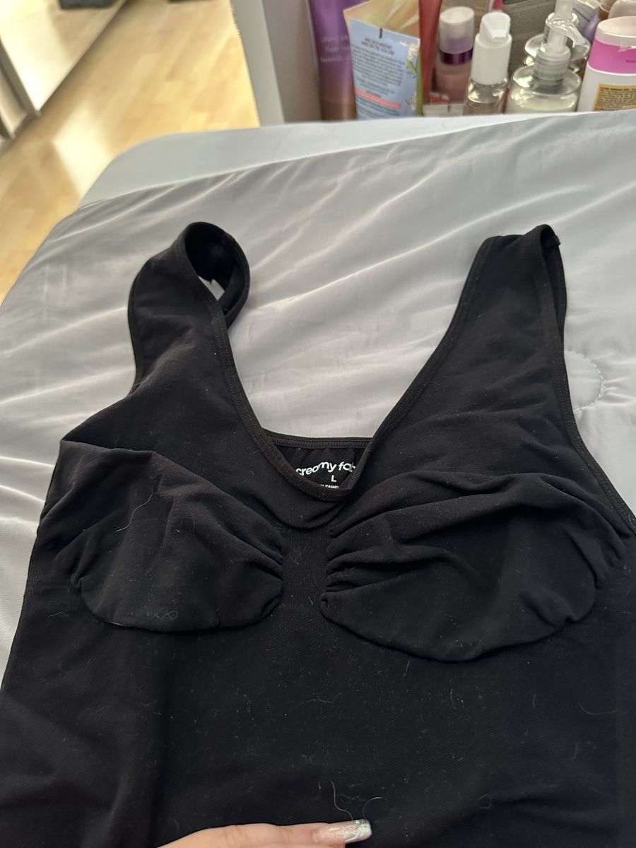 Tops: Schwarzer Body mit Raffungen – Neuf (Voir description) à Rhäzüns par romina._gr 2