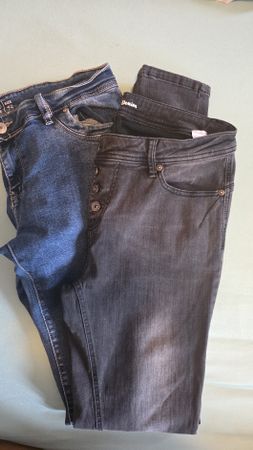 Jeans Chicoree Denim due paia colore blu nero taglia 42