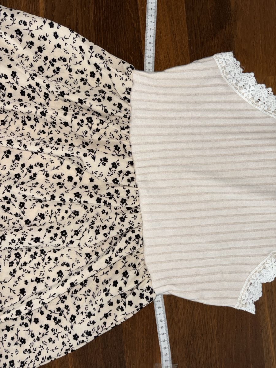 Vestiti: Sommerliches Blumenkleid mit Spitze, Grösse UNI – Nuovo (secondo la descrizione) da Dübendorf venduto da lus_9275 1