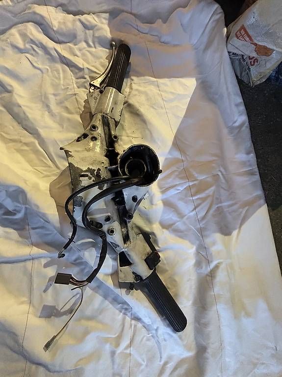 Tutti pezzi di ricambio per scooter: Lenkkopf Vespa PX – Usato da Zürich venduto da sani77
