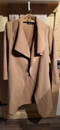 Damenmantel Gr.S, beige, Herbst-Trend, Wasserfallkragen