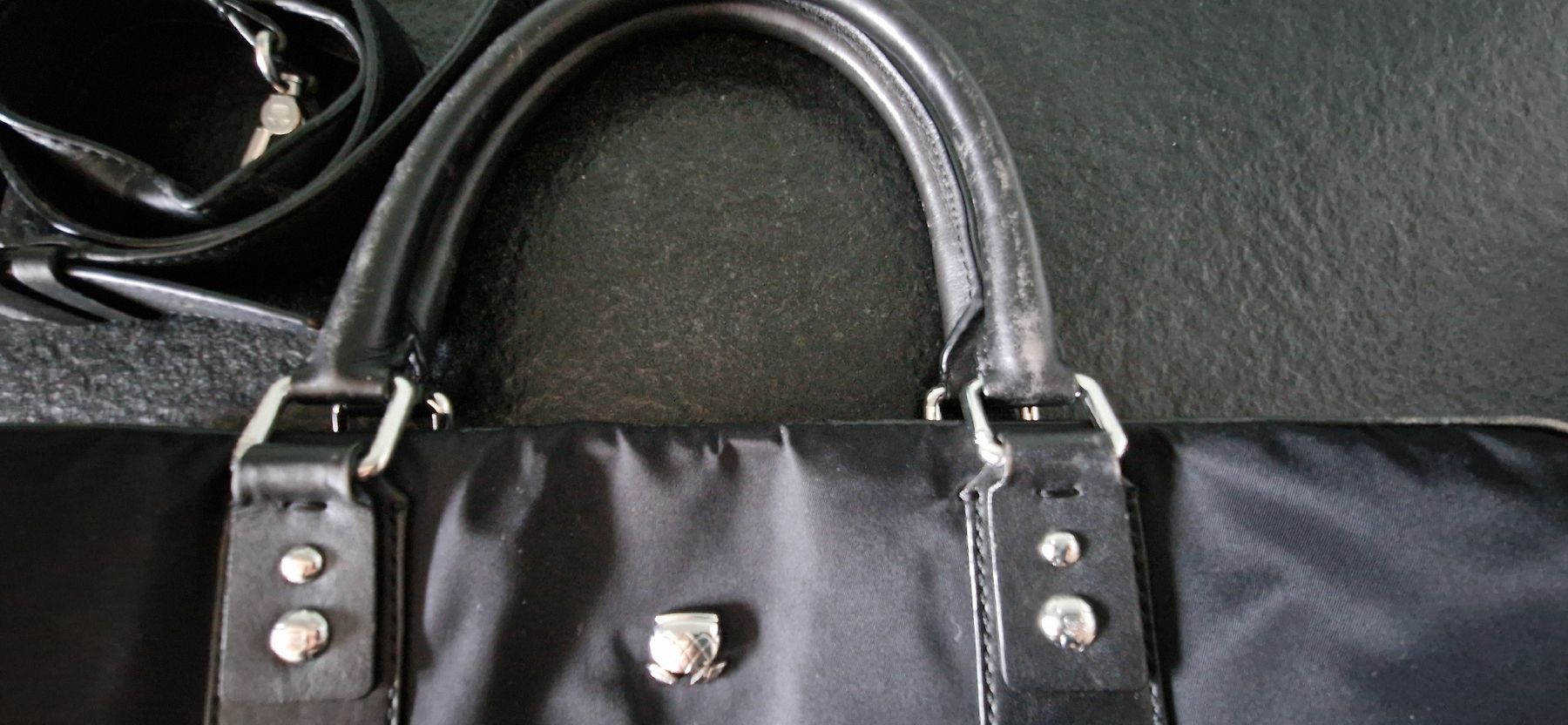 Borse da donna: Schicke Damen Handtasche / Businesstasche – Usato da Gasel venduto da sale65 1