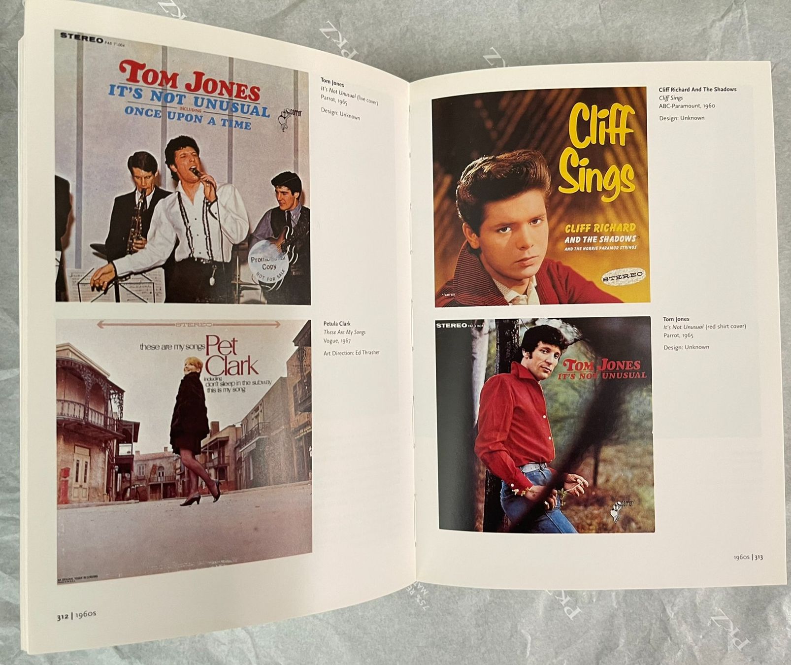 Livres: Buch: 1000 RECORD COVERS - Michael Ochs – Neuf (Voir description) à Frenkendorf par Yard-Sale-2000 6