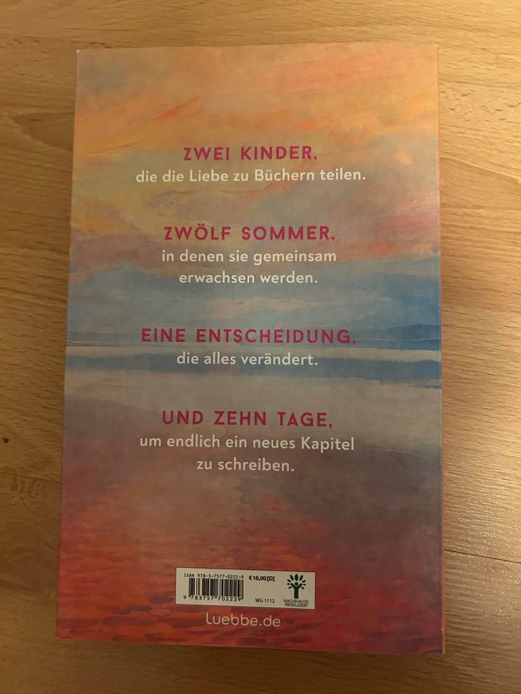 Bücher: Kein Sommer ohne August von Lucy Astner – Gebraucht aus Fahrni b. Thun von BeaSwissgirl 1