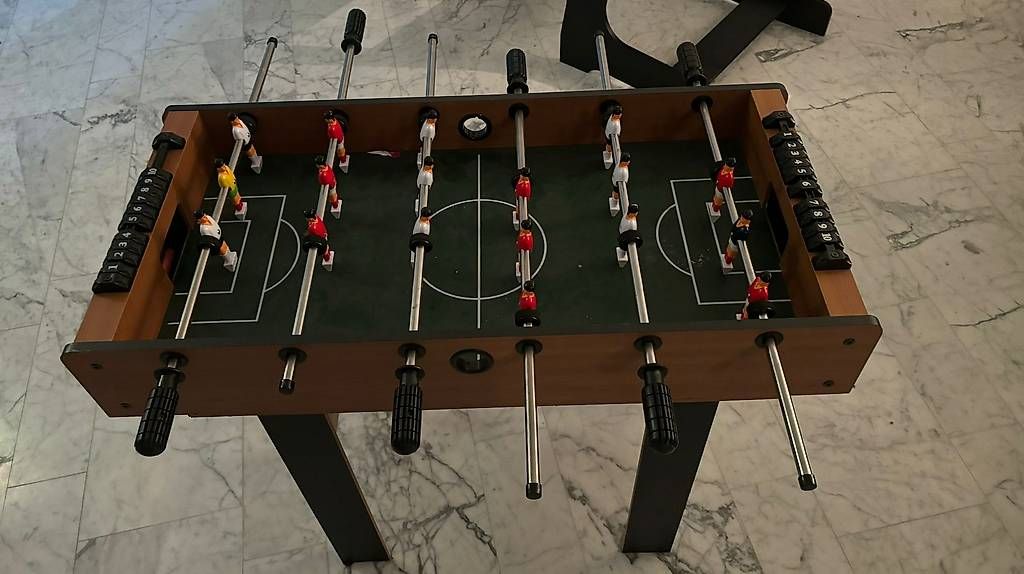 Giochi: Tischfussball / Töggelikasten klein  Kicker Kinder – Usato da Stein AG venduto da Marcster99 1