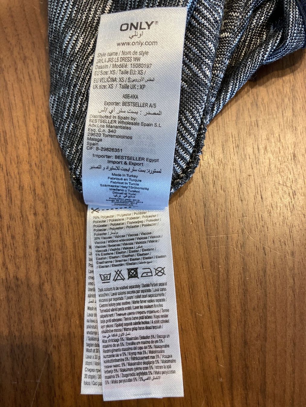 Only Vestiti: Cocktailkleid Herbst/Winter Anthrazit gemustert – Usato da Wauwil venduto da alessandrea82 3