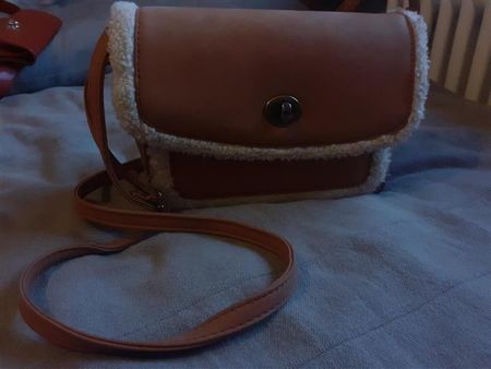 Handtasche