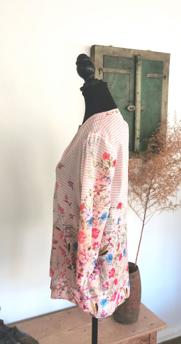Eterna Camicette: Eternal wunderschöne florale Bluse Gr. 38 – Usato da gachnang venduto da tibus1 1