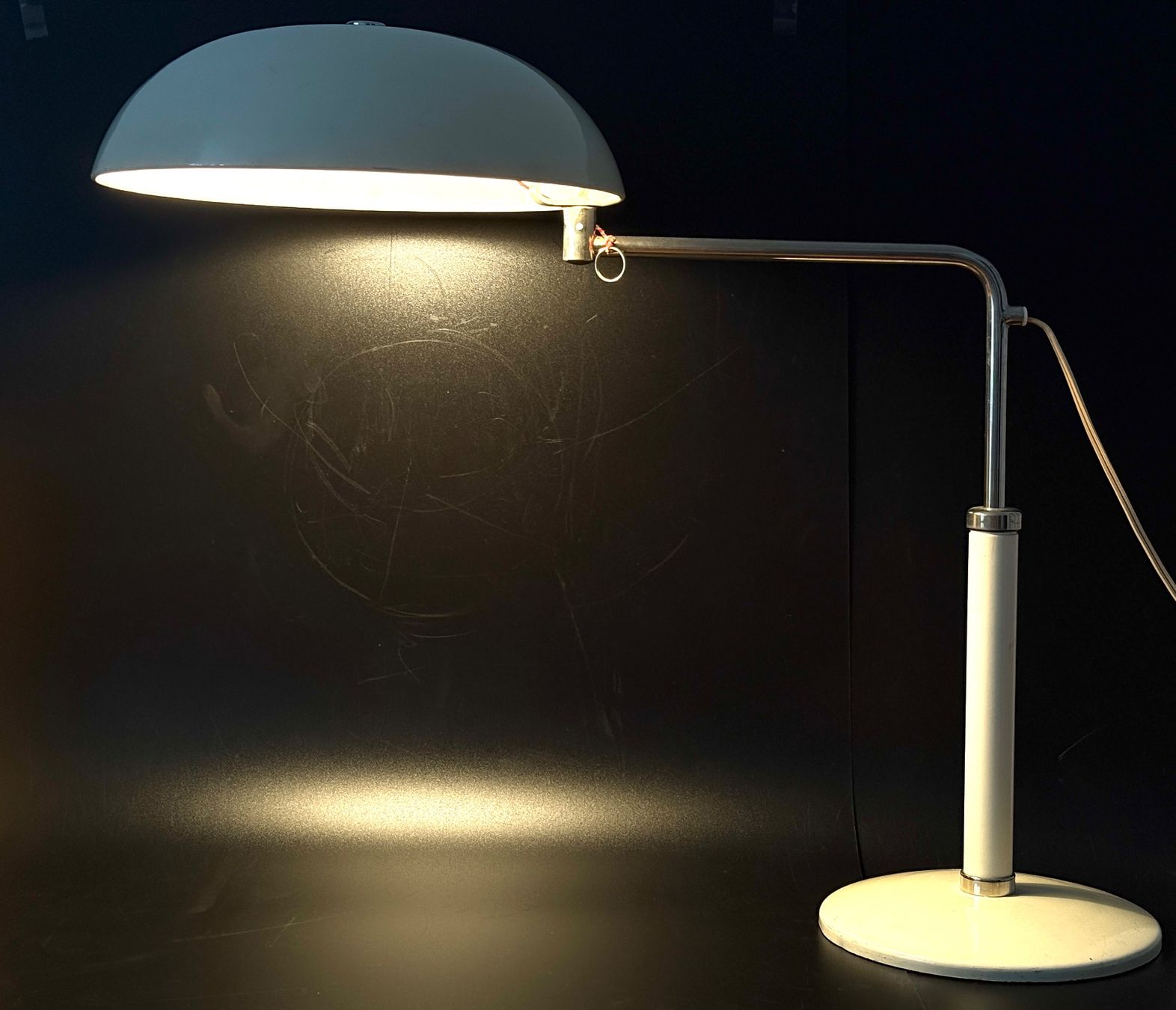 Amba Lampade: Amba Quick 1500 Tischlampe in Warmweiss – Usato da Luzern venduto da downtonabbey 3