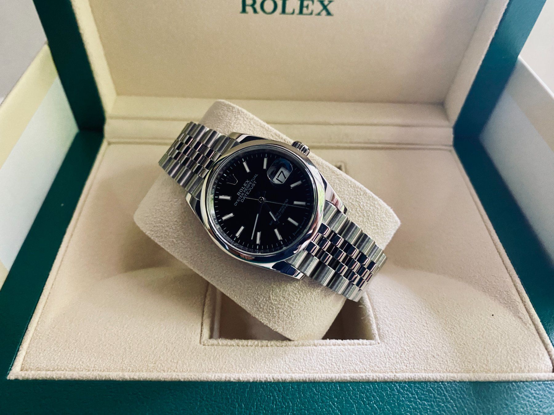 Rolex Orologi: Rolex Datejust 126200 black, jubilee strap – Usato da Genthod venduto da Fejmeo 3