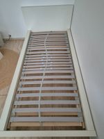 Gratis! Einzelbett von IKEA mit höhenverstellbarem Rost