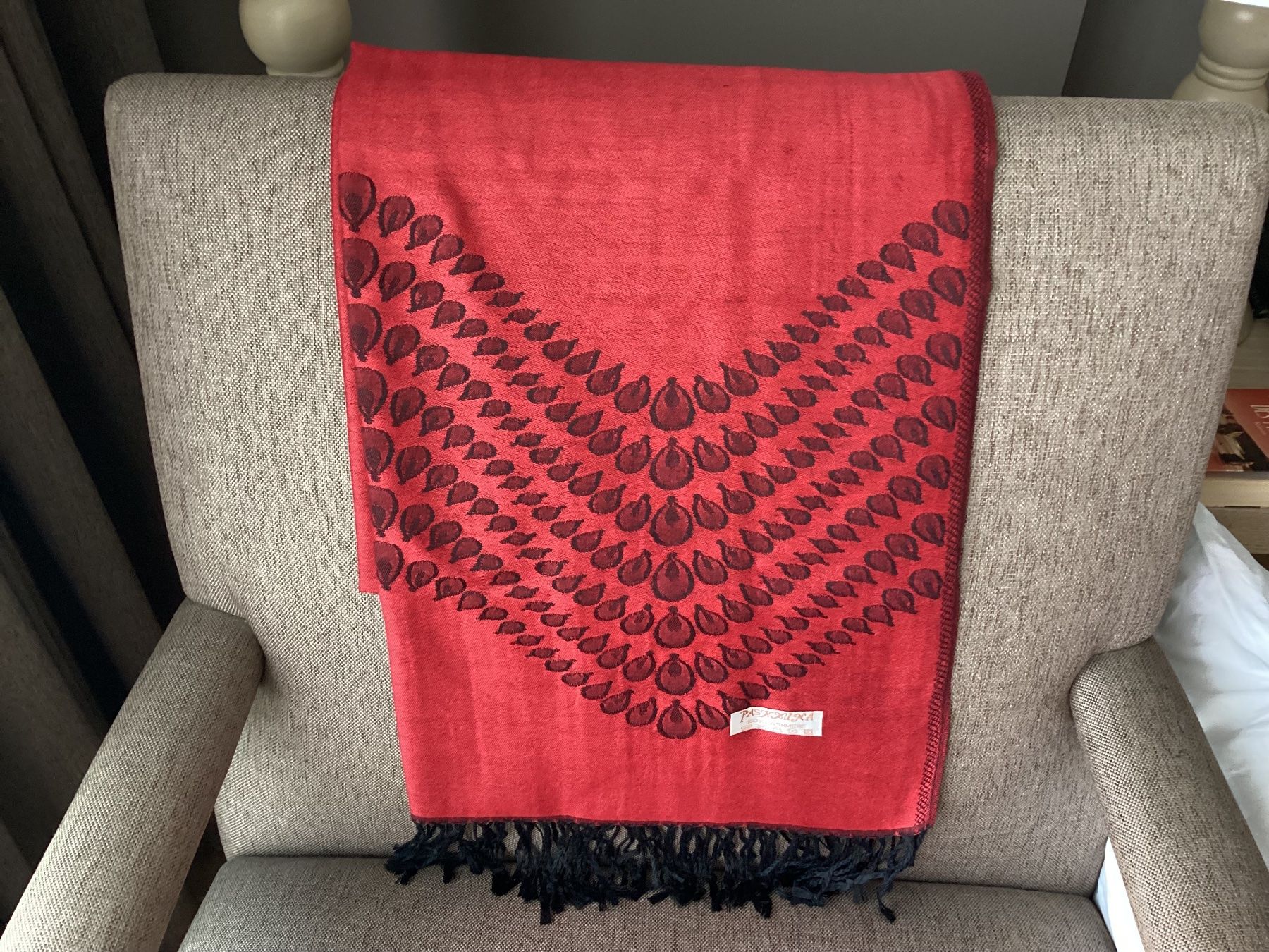 Foulard & Sciarpe: Pashmina Schal – Nuovo e nell'imballaggio originale da Minusio venduto da scotch111 1