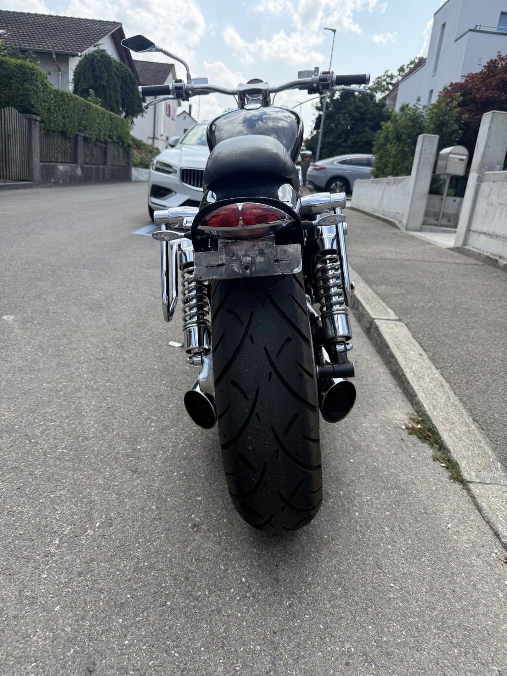 Suzuki Strada: Suzuki Intruder VS 1400 GLP – Usato da Biel/Bienne venduto da ecu 4