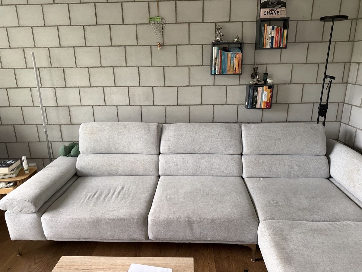 Sofas: Ecksofa Rec. rechts Stoff grau – D'occasion à Thun par Noemjih 3