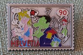 A762 - Pin Helvetia Briefmarke Comic
