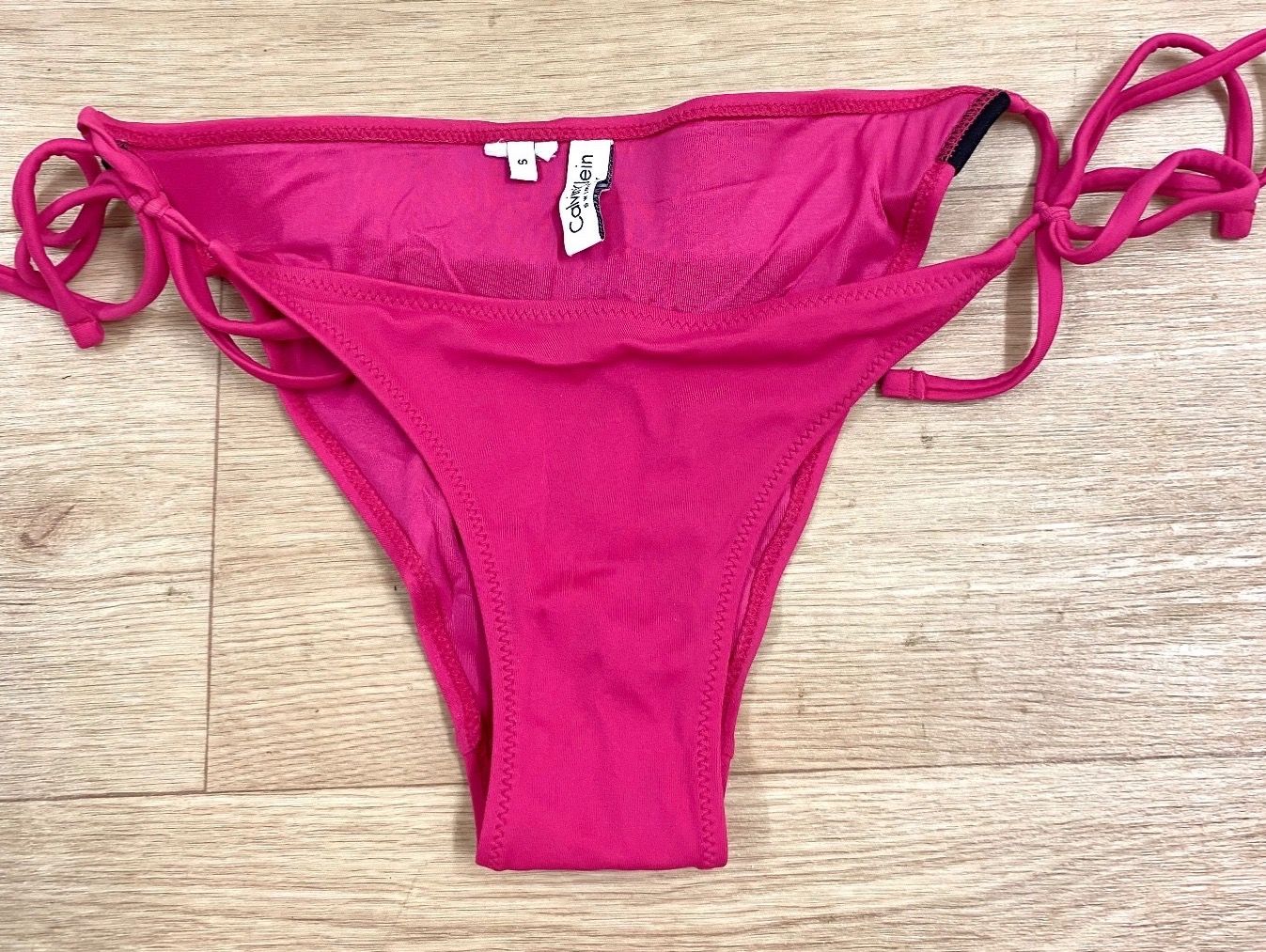 Calvin Klein Costumi da bagno & Bikini: Calvin Klein Bikini Unterteil – Nuovo (secondo la descrizione) da Küsnacht ZH venduto da ya___ra
