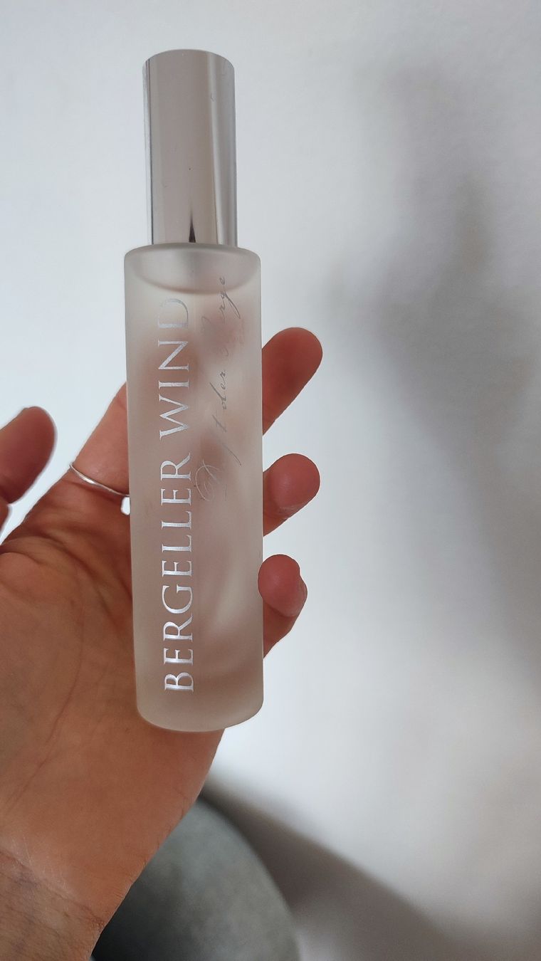 Profumi & Eau de Toilette: Parfüm Bergeller Wind von Soglio – Usato da Basel venduto da kopfstand 2