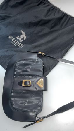 Sac à main Maison Mollerus noir avec sac de protection
