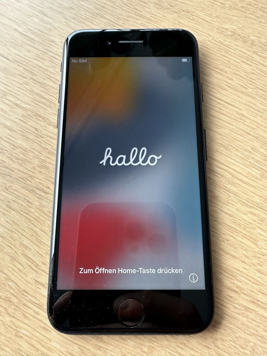 Apple Telefoni cellulari / Smartphones: IPhone 7 - 32 GB – Usato da Hägendorf venduto da neon09