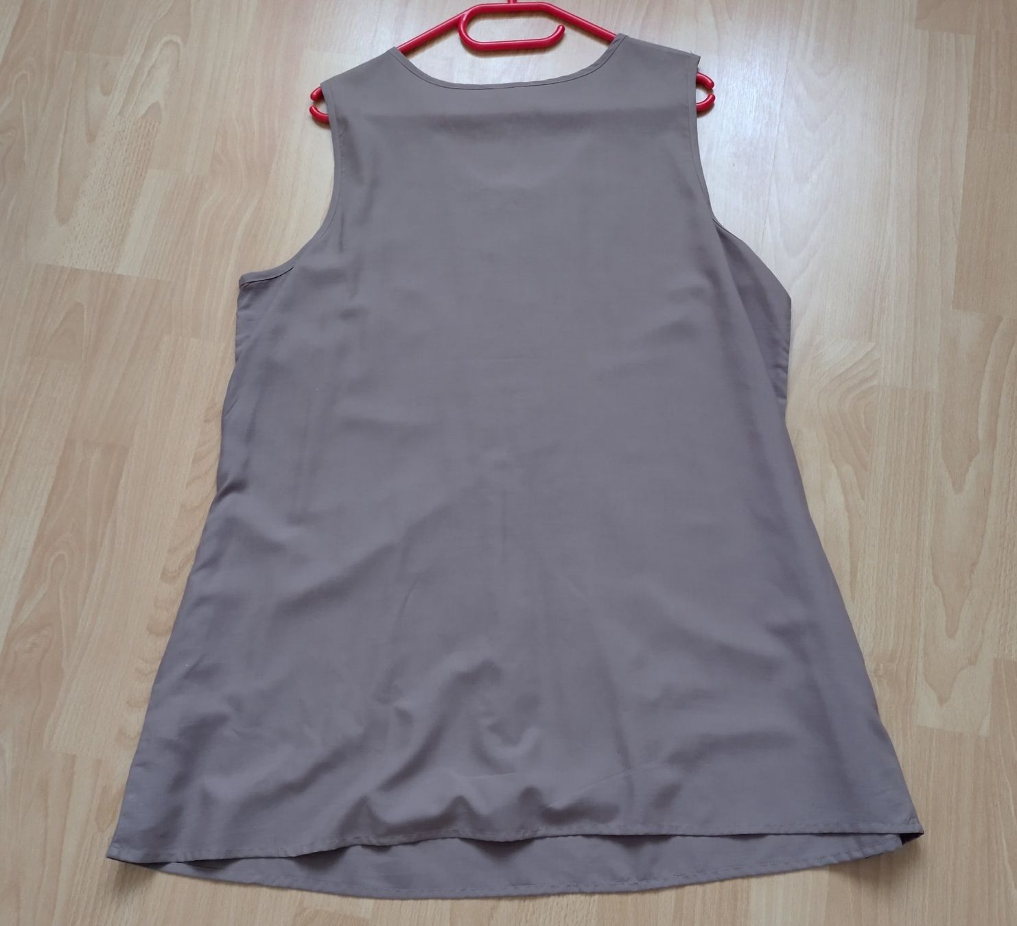 Tuniche: DAMEN SHIRT TUNIKA – Usato da Romanshorn venduto da Stubsinator 2