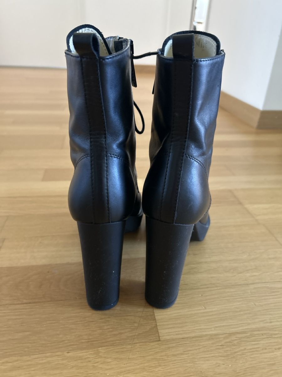 Scarpe da donna: Fabiani Stiefeletten, Gr. 40 – Nuovo (secondo la descrizione) da Wallisellen. venduto da Raccoon31 2
