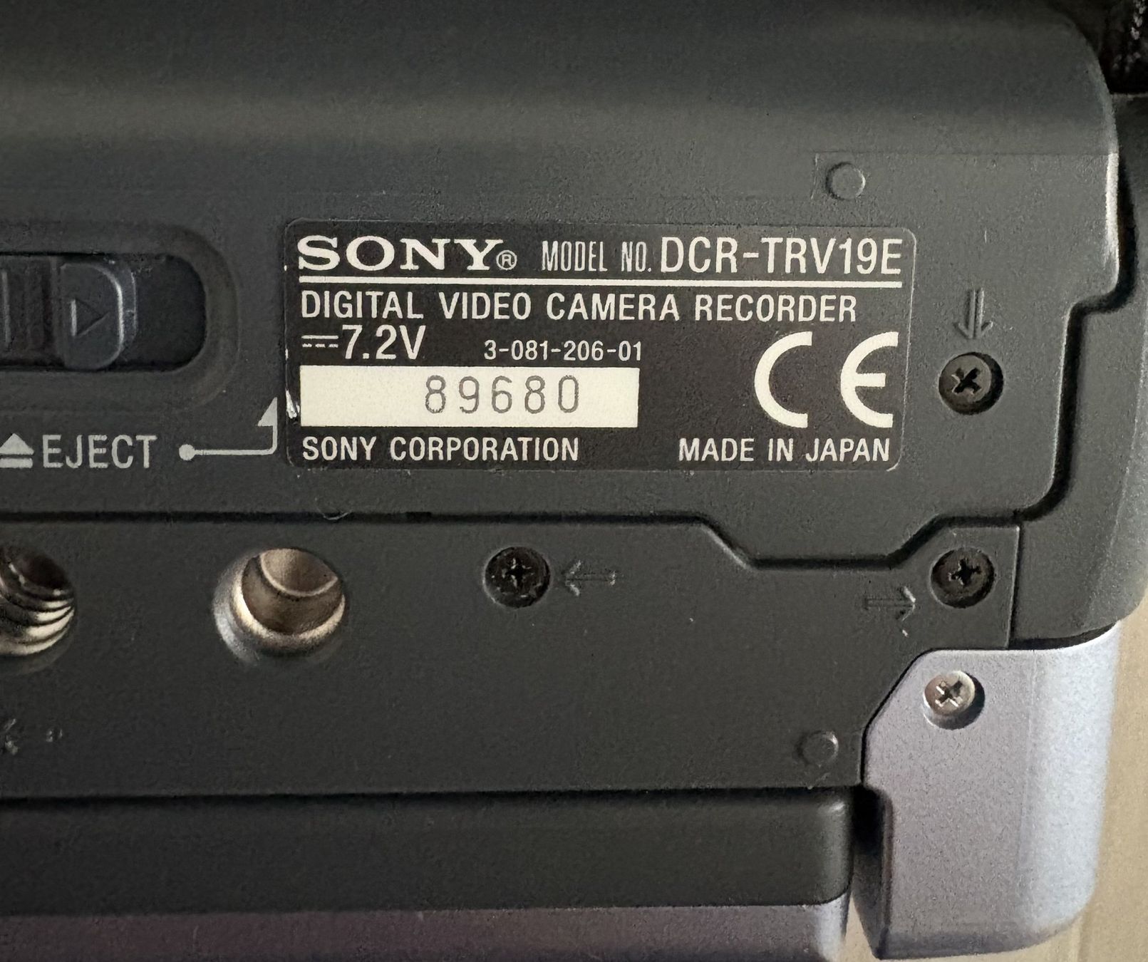 Sony Videocamere: Sony Video Camera DCR-TRV19E – Usato da Bertschikon Gossau venduto da fungo-alibaba 3