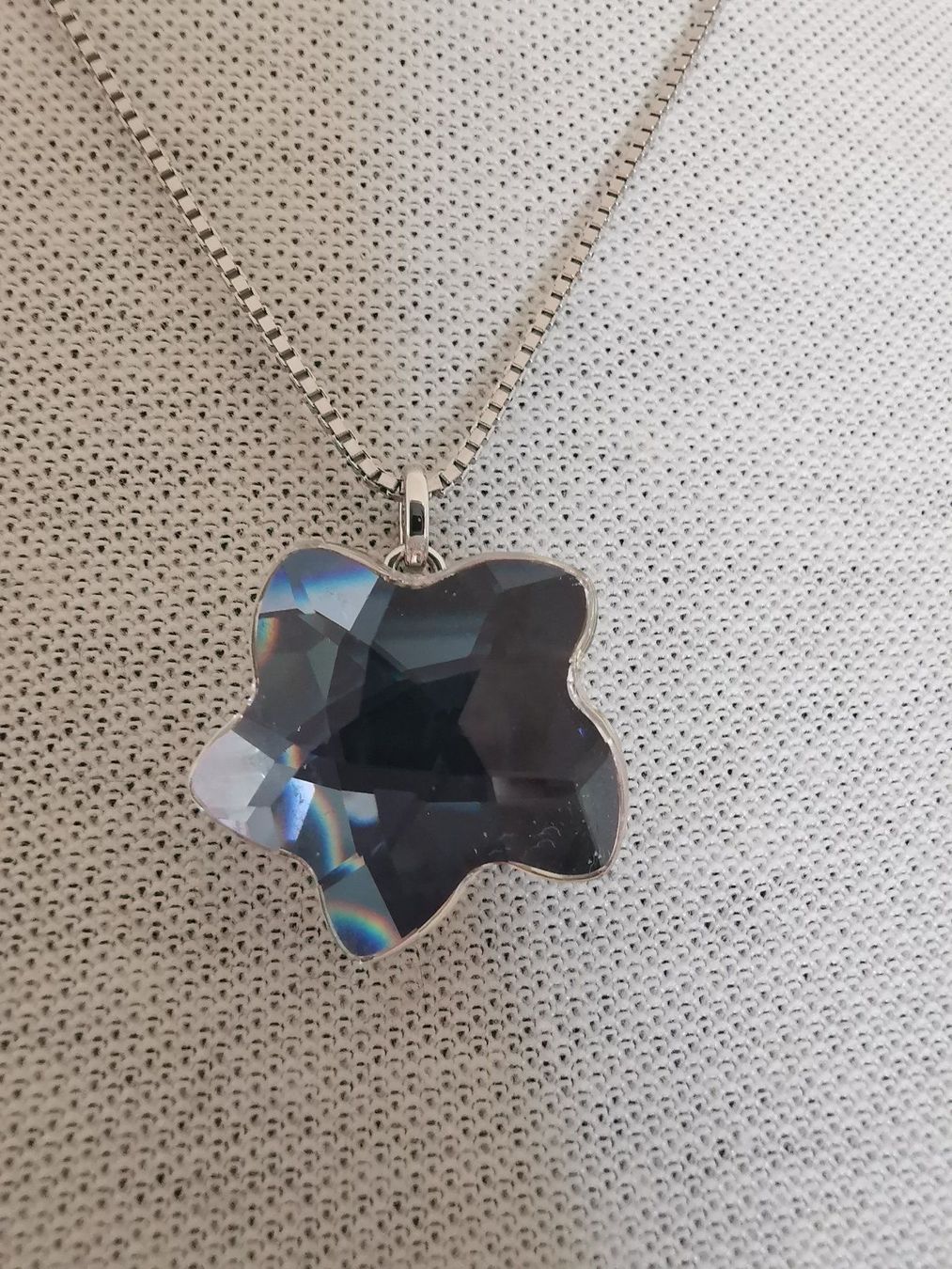 Swarovski Ketten: Swarovski Kette Crystal Pendant Blume – Neu (gemäss Beschreibung) aus Zürich von Efriede 2