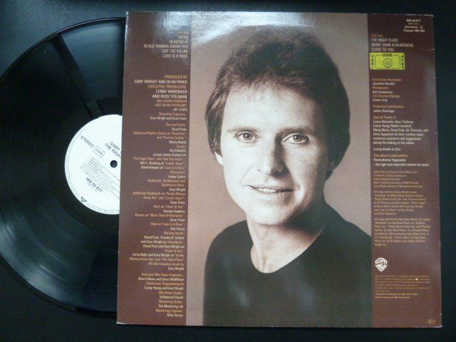 Vinyles: Gary Wright - The right place  (VG++) – D'occasion à Au ZH par sikoku 1