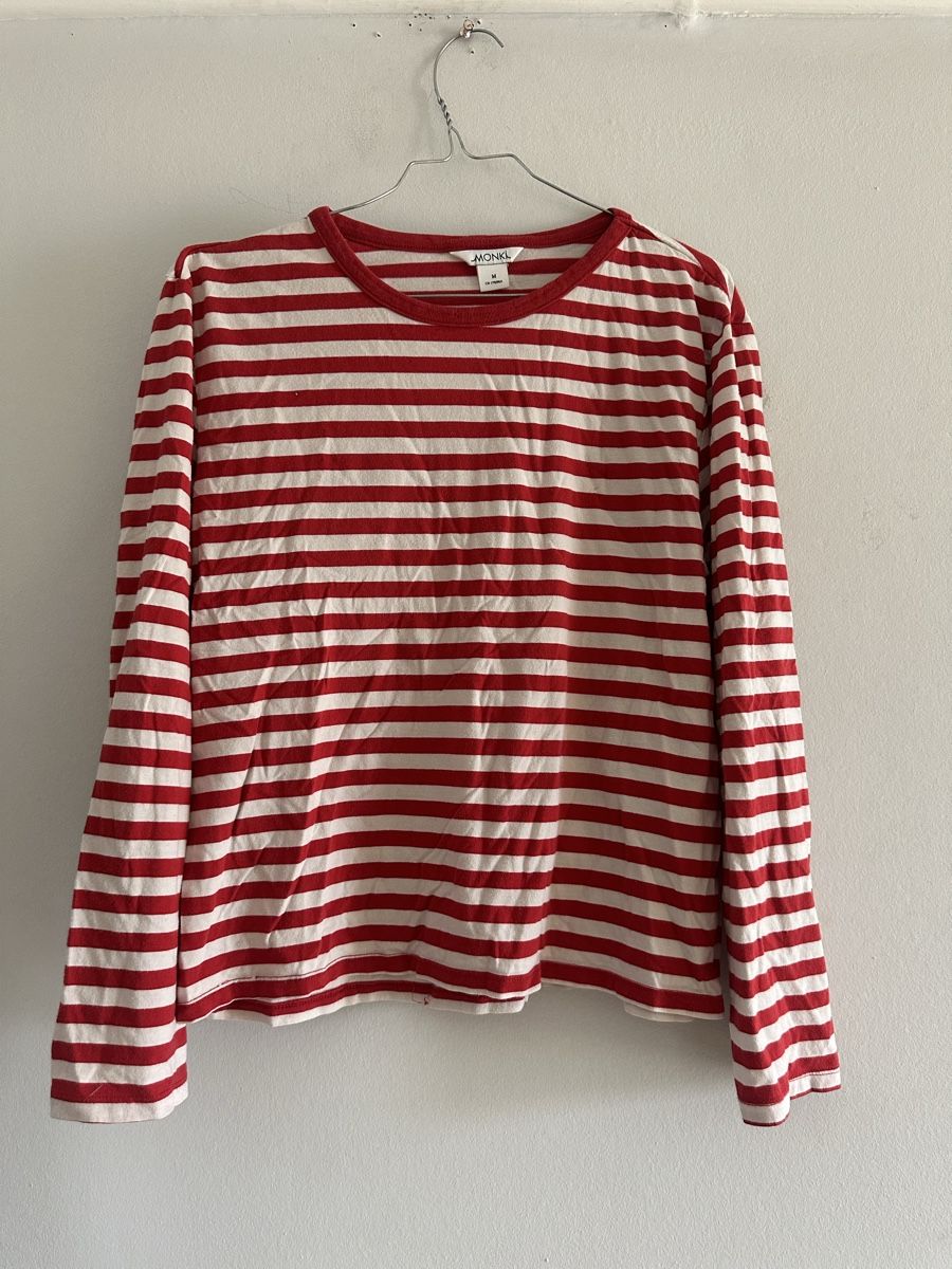 Monki Pulls & Sweat-shirts: Pull à rayures rouge et blanche  – D'occasion à Yverdon-les-Bains par Laureetlargent