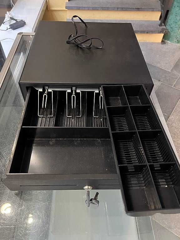 Portafogli: Cassetto porta monete e banconote  – Usato da Ascona venduto da xibermax 1