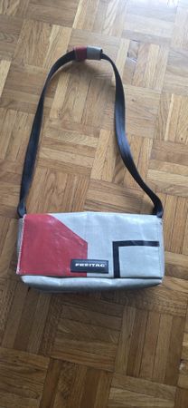 Freitag Tasche – Modell Laura
