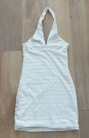 2085SE – Robe H&M – EUR-XS