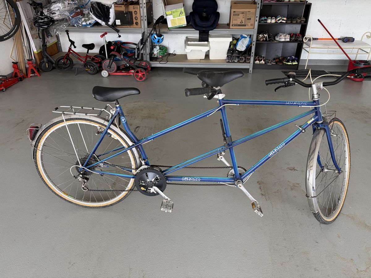 Velos: Tandem vélo bleu marque Gitane – Gebraucht aus Lucens von piku1984