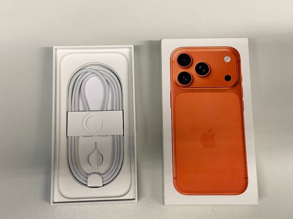 Telefoni cellulari / Smartphones: iPhone 17 Pro 100% akku 256gb – Usato da Basel venduto da Zerotwelve 1