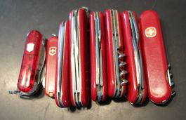 Mehrere Victorinox Taschenmesser