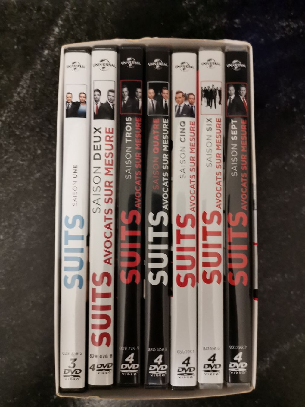 Tous les DVDs: SUITS INTÉGRALE SAISONS 1-7 DVD – D'occasion à Genève par abba74 2