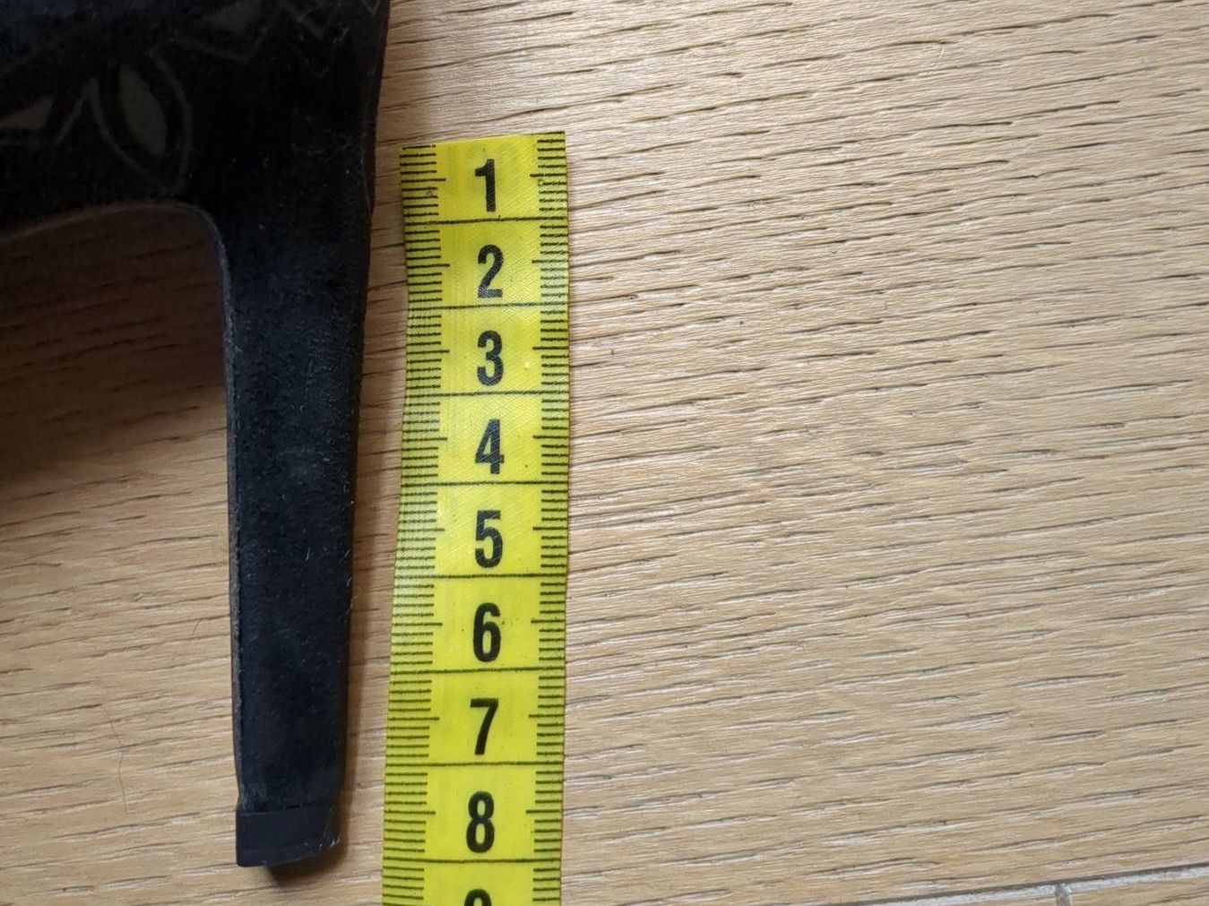 Santoni Scarpe da donna: (new!) Classic Santoni suede pumps black 40 – Nuovo (secondo la descrizione) da Zürich venduto da vdenisa1 4