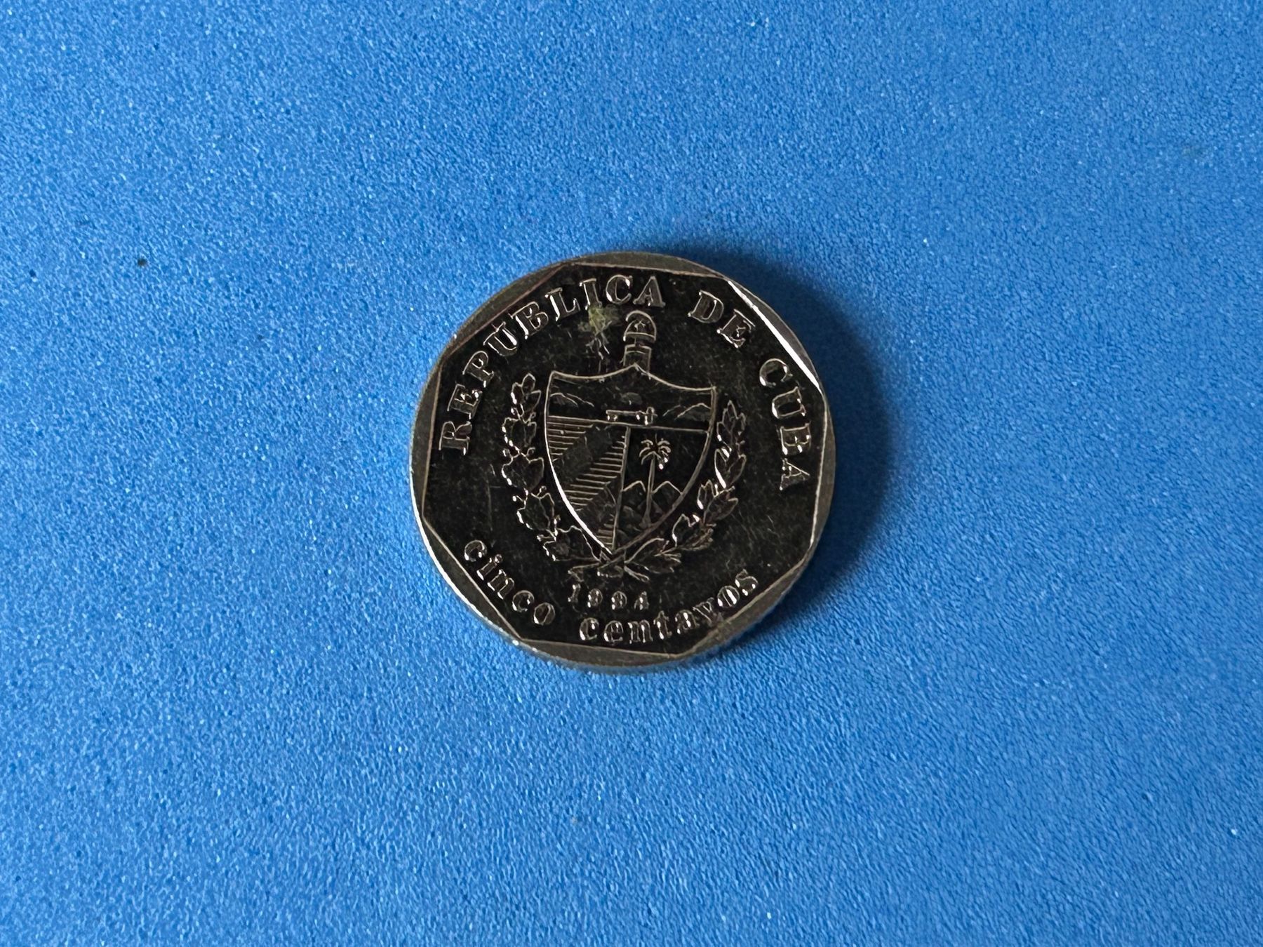 Tutti le monete: Cuba - 5 Centavos 1994 – Usato da Corcelles NE venduto da AJKader 5