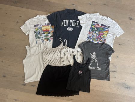 Kleider Paket Brandy Melville für den Sommer