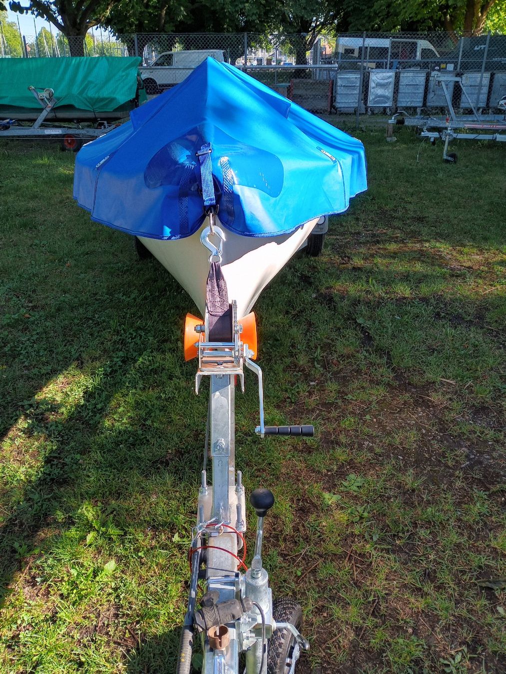 Mercury Barche: Bootsanhänger mit Boot und  Mercury Motor – Usato da Aeschiried venduto da gem_hn5m