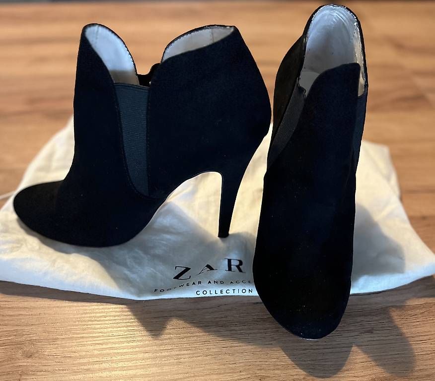 Damenschuhe: Bottines Zara – Gebraucht aus St-Aubin-Sauges von JRDN 1