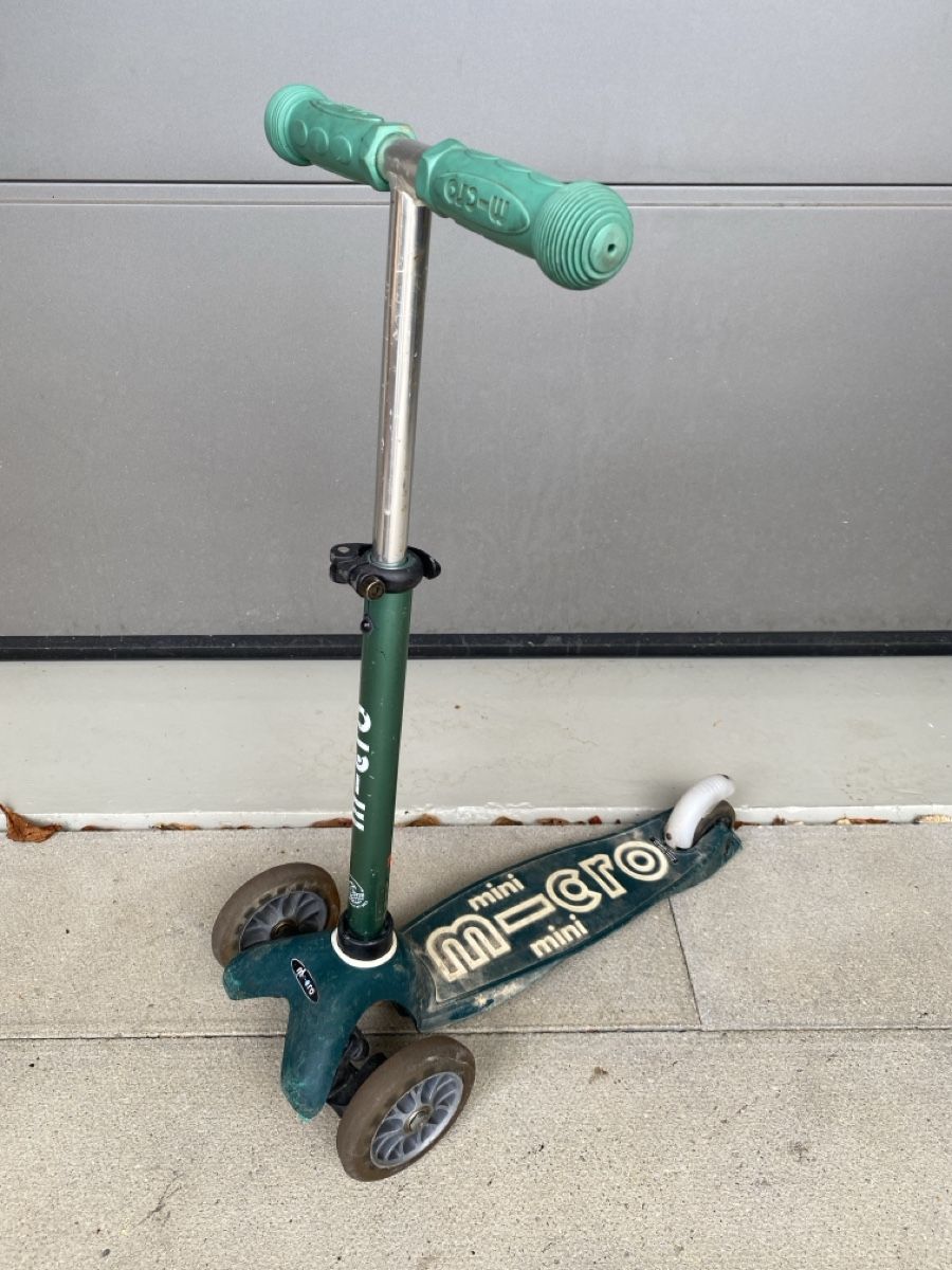 Micro Kickboard: Mini Micro Scooter - defekt – Usato da Bergdietikon venduto da EnKaSaLe