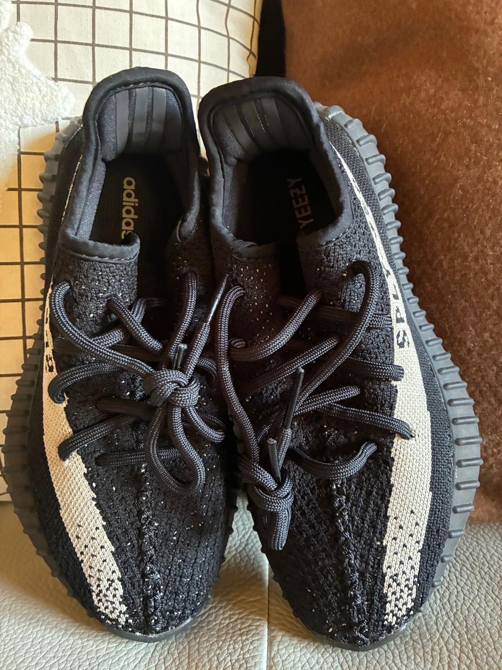 Adidas Chaussures hommes: ADIDAS YEEZY BOOST – Neuf (Voir description) à Rümlang par har_z6qv 3