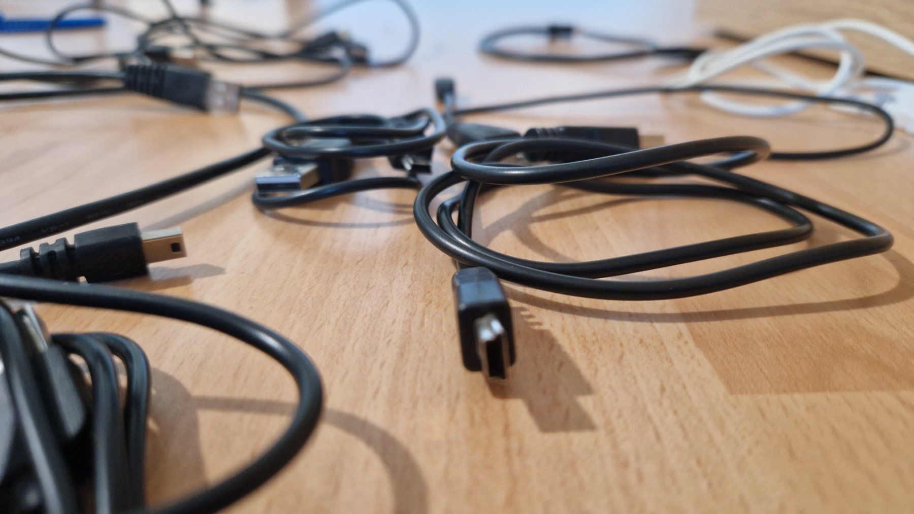 Cavi: Diverse USB-B Kabel Sammlung - Jetzt Schnäppchen sichern! – Usato da Zürich venduto da Korhal 3