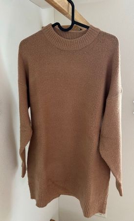 Brauner Pullover Bershka