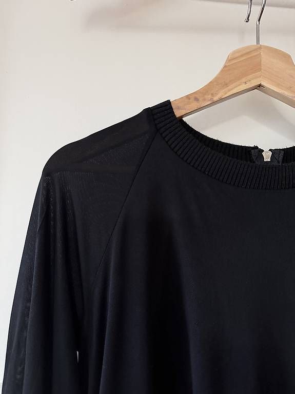 Vestiti: SCHWARZES KLEID MIT ZIPKRAGEN – Usato da Zürich venduto da Nadgb1303 1