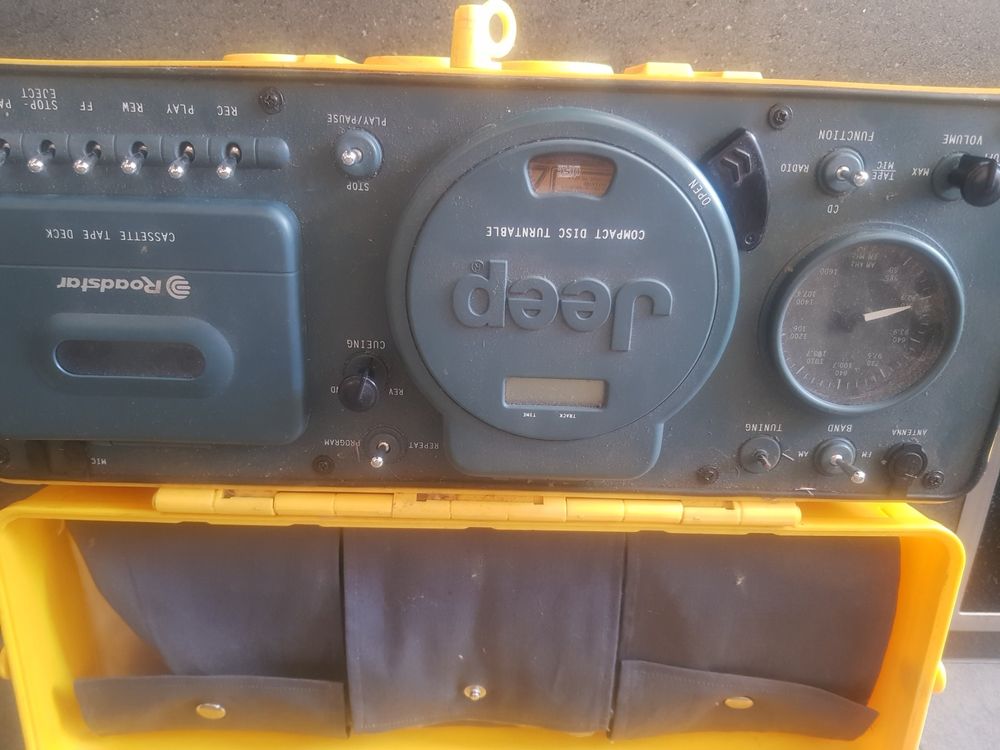 Vintage Jeep Roadstar Yellow Portable Boombox RCR 3800 Kaufen auf Ricardo
